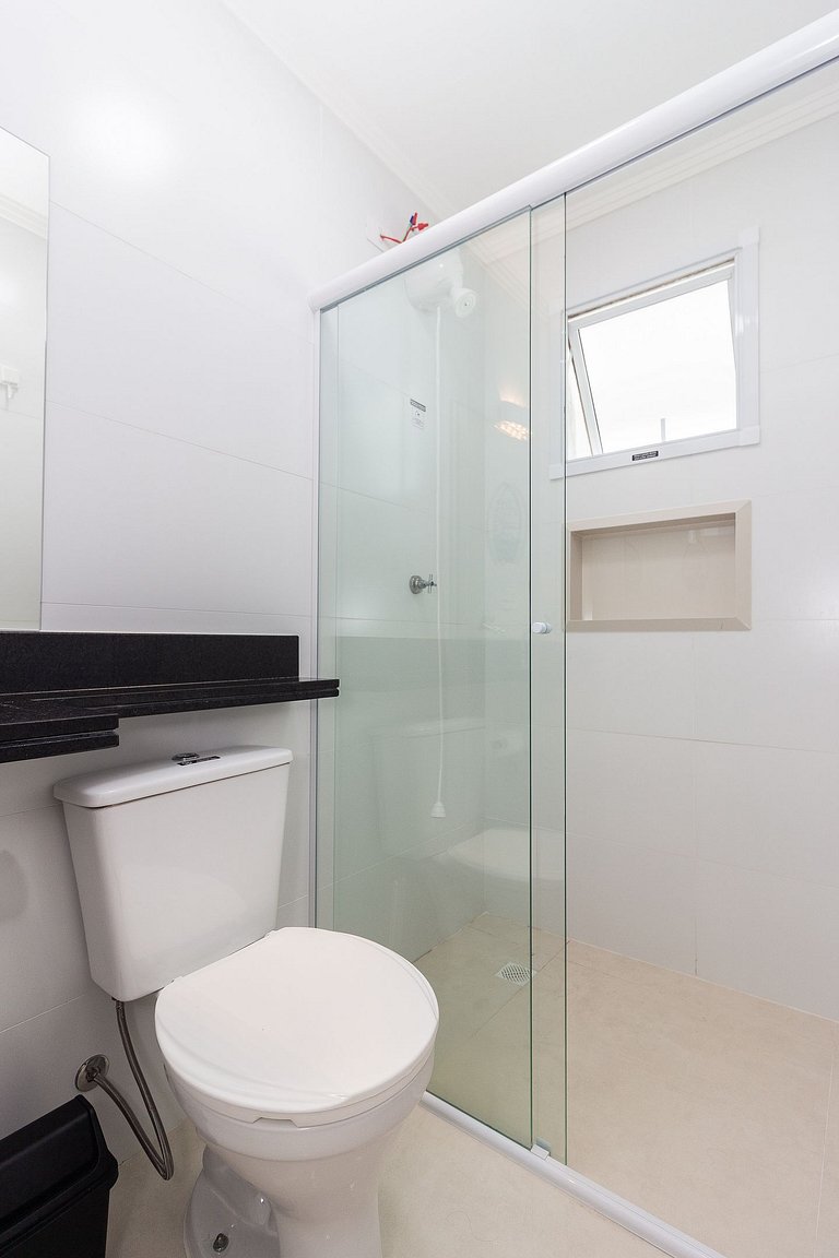 Apê Vista Mar c/ Varanda Chef + A/C + Vaga e Wi-Fi