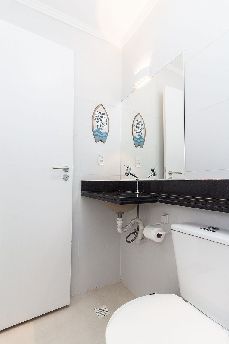 Apê Vista Mar c/ Varanda Chef + A/C + Vaga e Wi-Fi