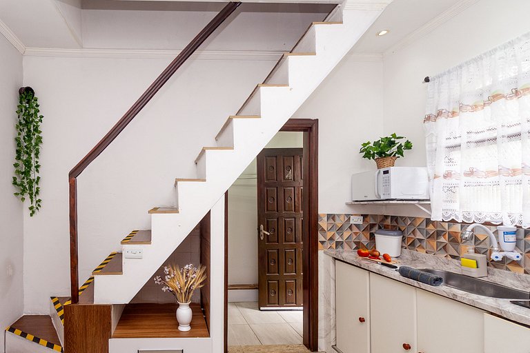 Vilinha Pauliceia | Kitnet Duplex com Wi-Fi