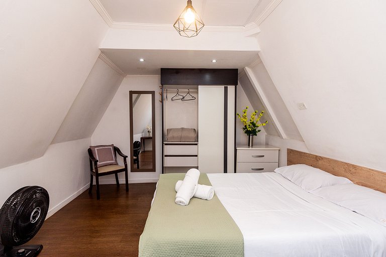 Vilinha Pauliceia | Kitnet Duplex com Wi-Fi