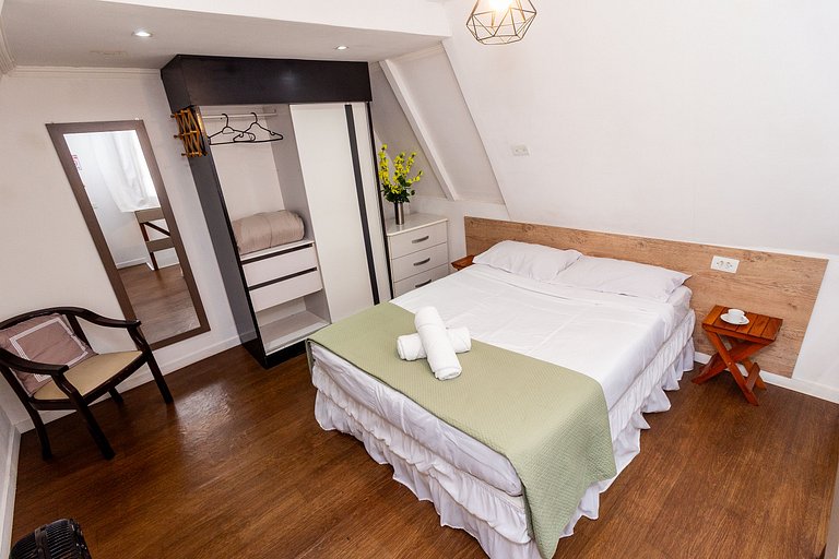 Vilinha Pauliceia | Kitnet Duplex com Wi-Fi