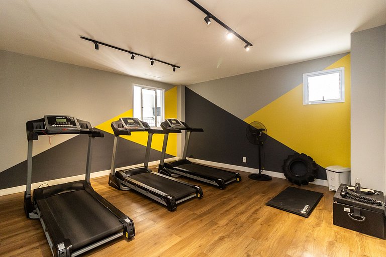 Studio a 4 min do Metrô c/ Varanda + Academia + Ar