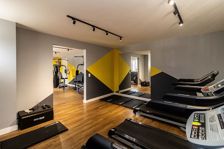 Studio a 4 min do Metrô c/ Varanda + Academia + Ar