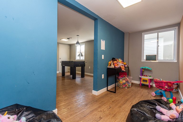 Studio a 4 min do Metrô c/ Varanda + Academia + Ar