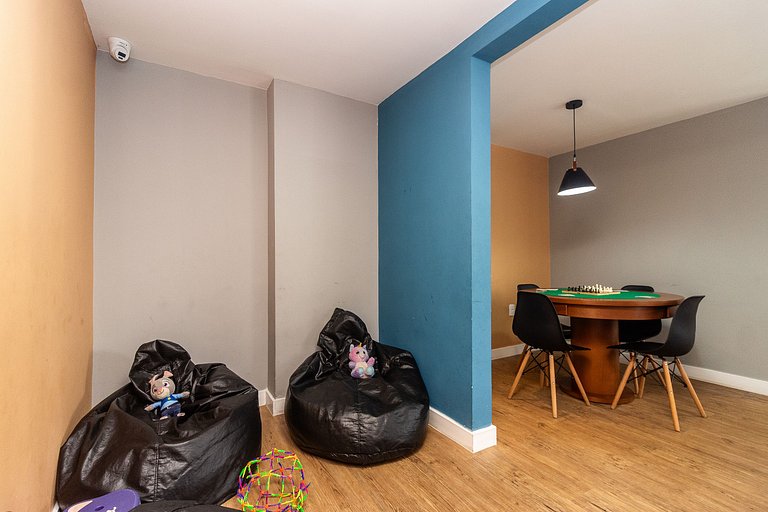 Studio a 2 min do Metrô c/ Varanda + Academia + Ar