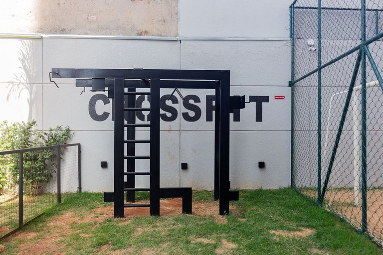 Studio a 4 min do Metrô c/ Varanda + Academia + Ar