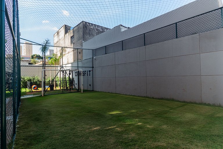 Studio a 4 min do Metrô c/ Varanda + Academia + Ar