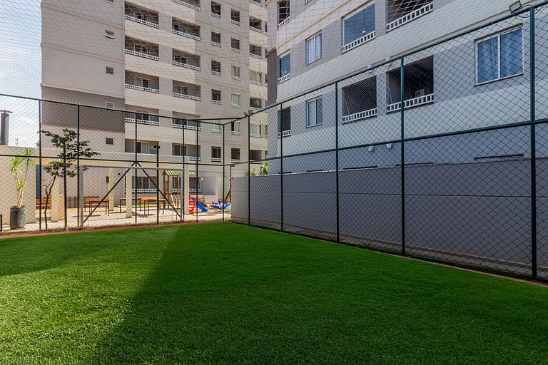 Studio a 4 min do Metrô c/ Varanda + Academia + Ar