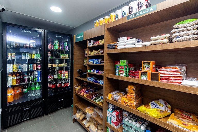 Studio a 4 min do Metrô c/ Varanda + Academia + Ar