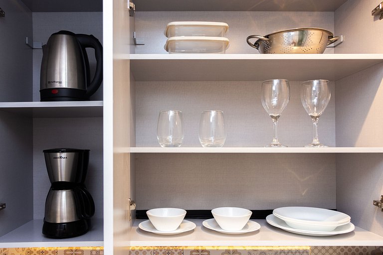 Studio a 4 min do Metrô c/ Varanda + Academia + Ar