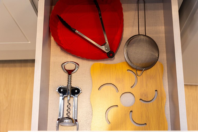 Studio a 2 min do Metrô c/ Varanda + Academia + Ar