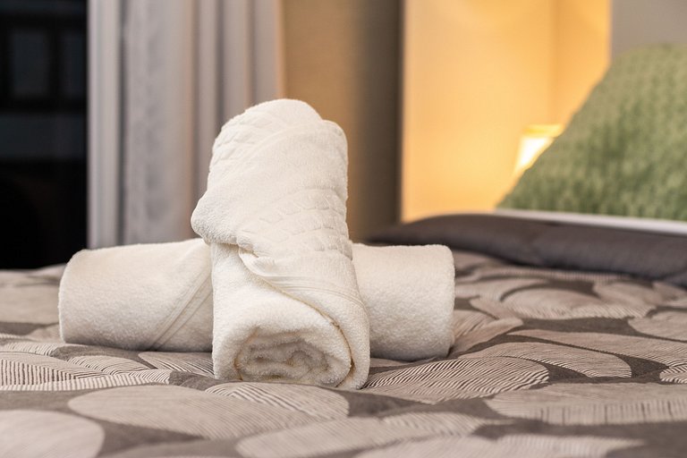 Studio a 4 min do Metrô c/ Varanda + Academia + Ar