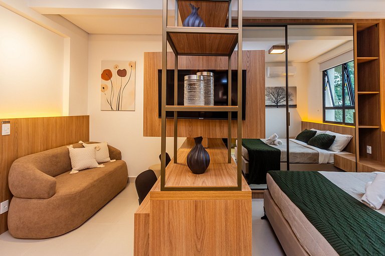 Studio Exclusivo em SBC | Piscina + Academia + AC
