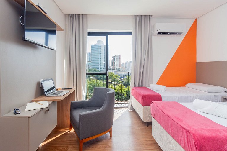 Apê Triplo SBC c/ Piscina + Vista + A/C e Wi-Fi