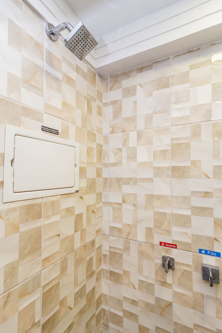 Apê Triplo SBC c/ Piscina + Vista + A/C e Wi-Fi