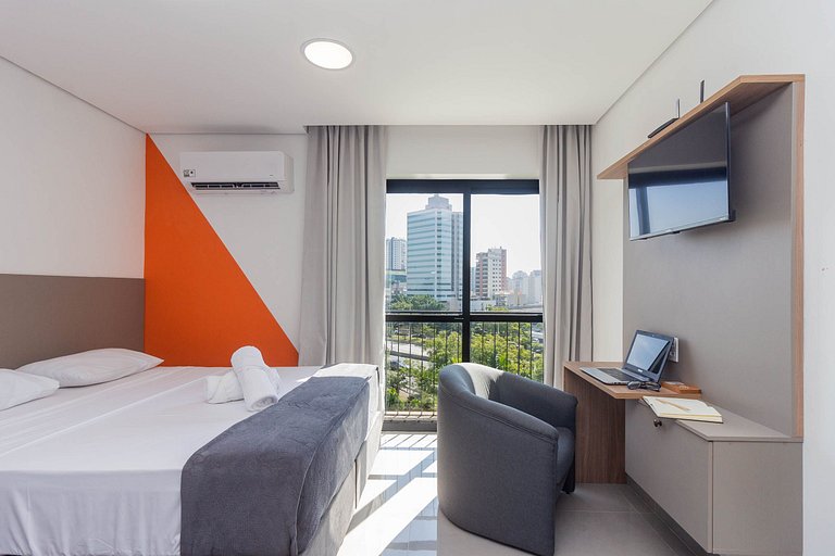 Apê TOP c/ Vista em SBC | Piscina + A/C e Wi-Fi