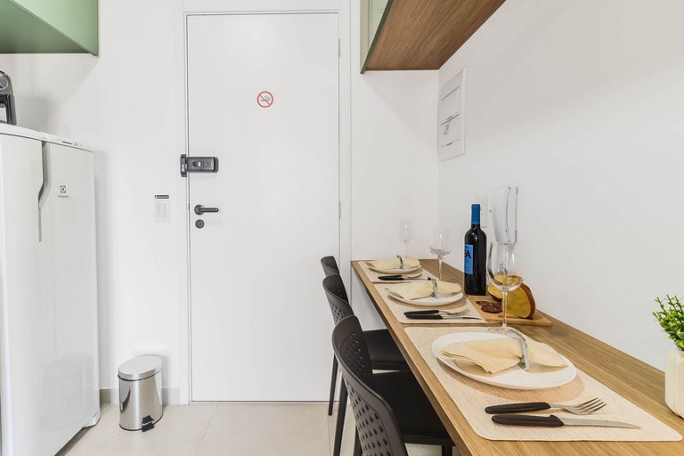 Apê c/ Wi-Fi | Bairro Residencial + Congonhas 4 km