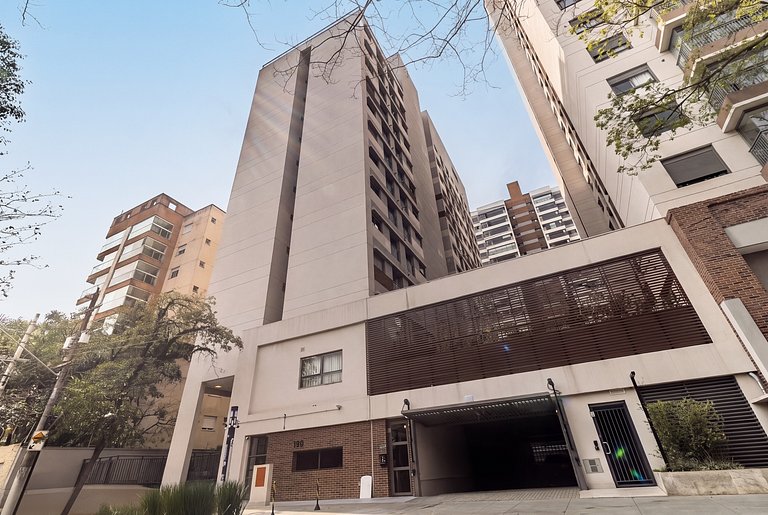 Apê com Wi-Fi em Bairro Residencial | Aeroporto de Congonhas