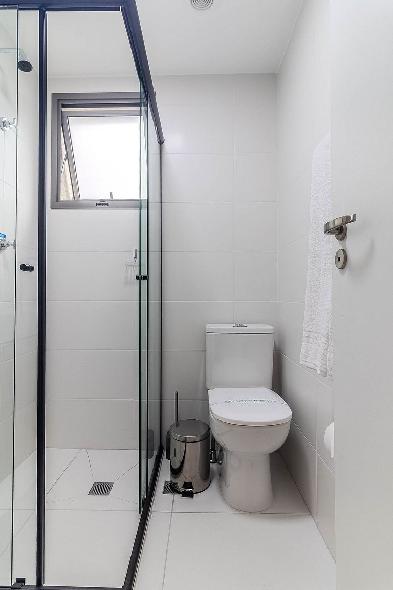 Studio Pinheiros A/C + Wi-Fi | Metrô Oscar Freire