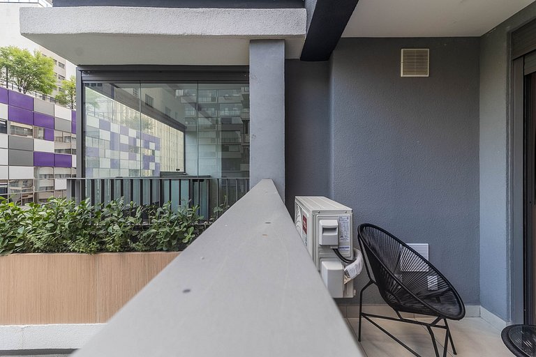 Studio Pinheiros A/C + Wi-Fi | Metrô Oscar Freire