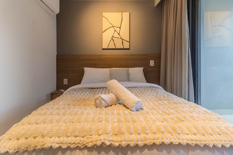 Studio Pinheiros A/C + Wi-Fi | Metrô Oscar Freire