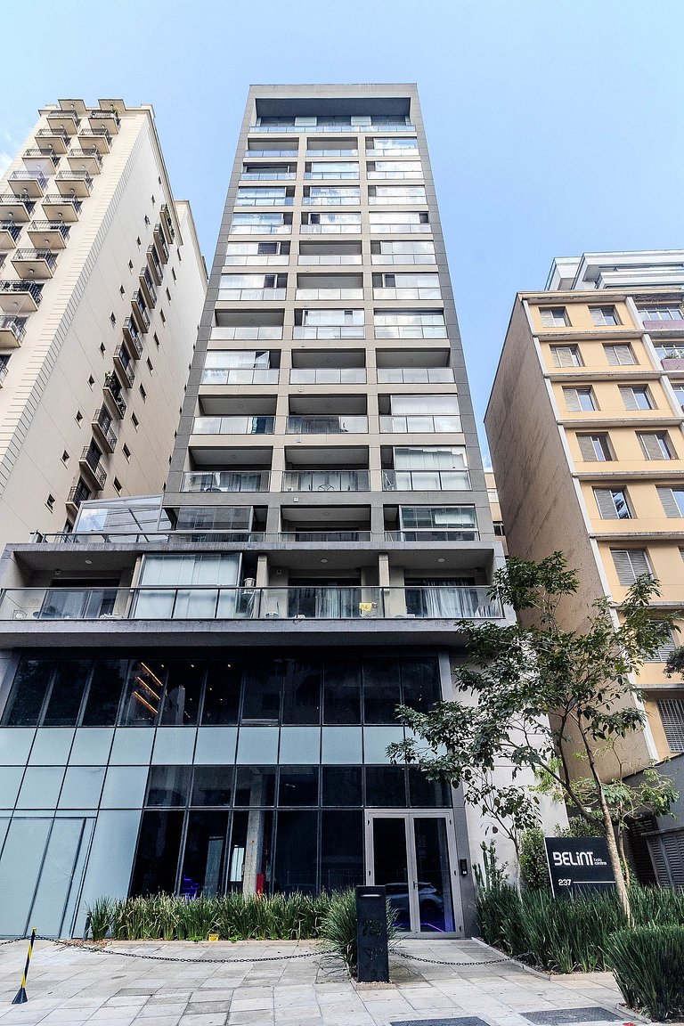 Studio c/ Piscina perto do Metrô e da Av. Paulista