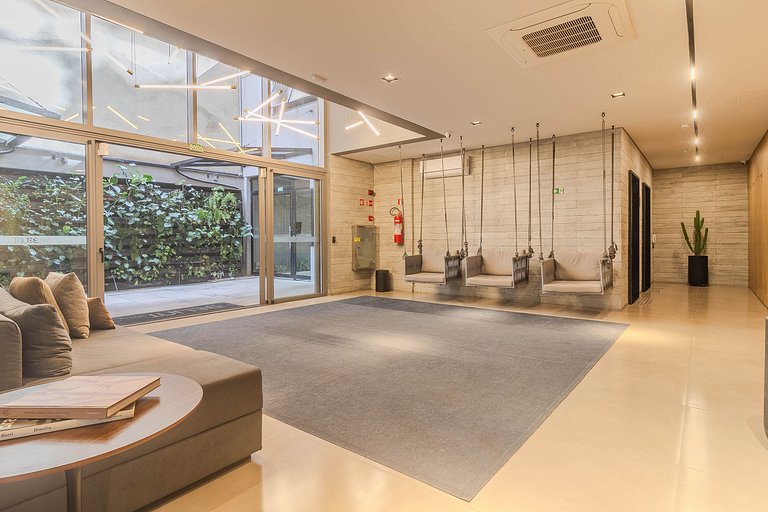 Studio c/ Piscina perto do Metrô e da Av. Paulista